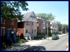 Toronto Bus Tour 157  - Spadina Rd